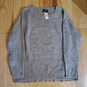 NWT Express SUPER SOFT oversized oatmeal beige tan sweater, size M